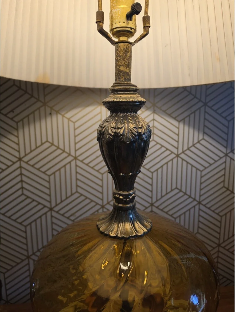 Vintage Midcentury Hollywood Regency Amber Glass Optic Swirl Globe Table Lamp
